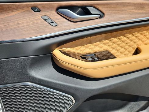 Certified 2024 Jeep Grand Cherokee Summit AWD/4WD image 14