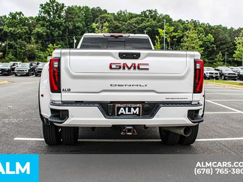Used 2025 GMC Sierra 3500 Denali w/ Denali Reserve Package AWD/4WD image 10