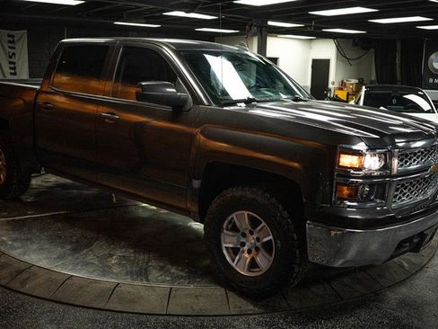 Used 2015 Chevrolet Silverado 1500 LT w/ Trailering Package image 5