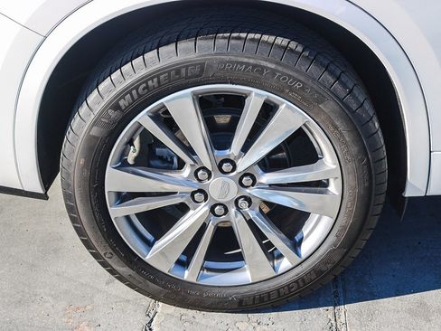 Used 2023 Cadillac XT6 Premium Luxury image 12