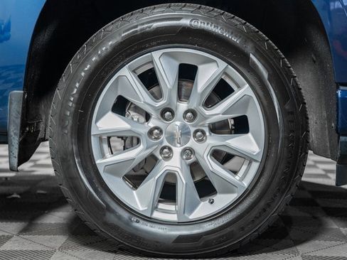 Used 2019 Chevrolet Silverado 1500 Custom w/ Custom Value Package image 15