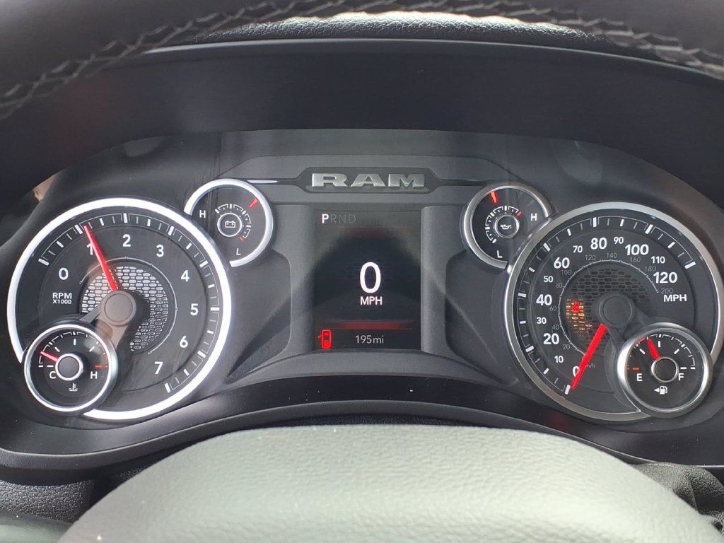 Used 2025 RAM 2500 Big Horn AWD/4WD image 6