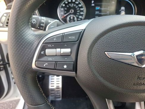 Used 2023 Genesis G70 3.3T w/ Sport Advanced Package image 17