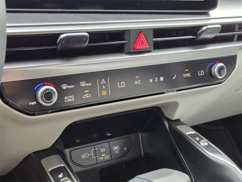 New 2026 Kia Sorento EX image 14