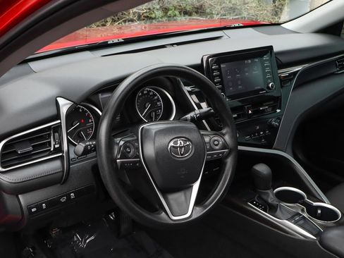 Used 2023 Toyota Camry LE w/ Convenience Package FWD image 21