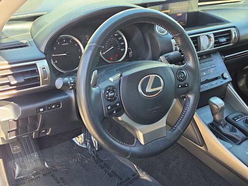 Used 2015 Lexus IS 250 image 2