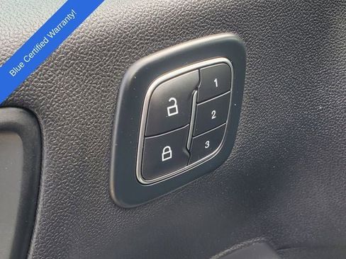 Certified 2025 Ford Escape Platinum AWD/4WD image 9