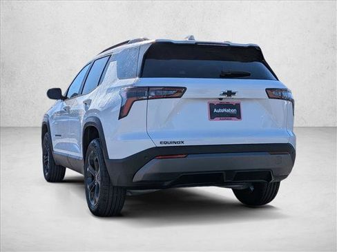 New 2026 Chevrolet Equinox LT image 7