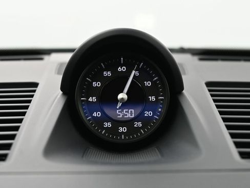 Certified 2025 Porsche 911 Carrera RWD image 11