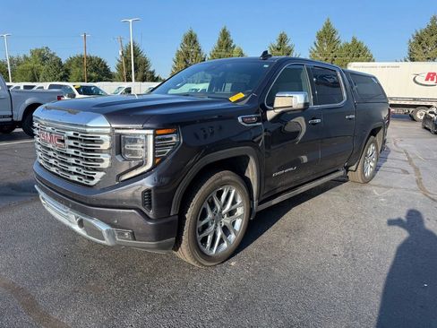 Used 2023 GMC Sierra 1500 Denali AWD/4WD image 10