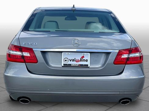 Used 2013 Mercedes-Benz E 350 Sedan image 5