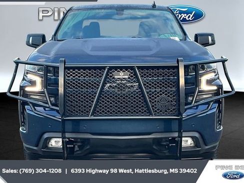 Used 2022 Chevrolet Silverado 1500 RST w/ Safety Package image 3