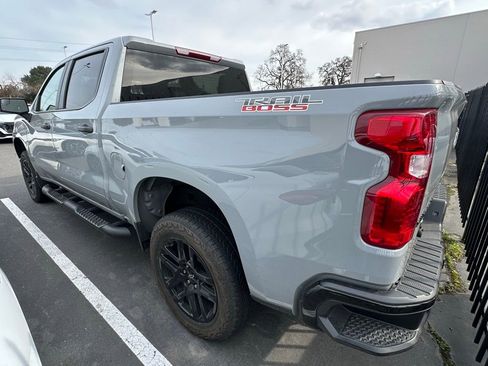 Used 2024 Chevrolet Silverado 1500 Custom Trail Boss w/ Turbomax Blackout Package image 4