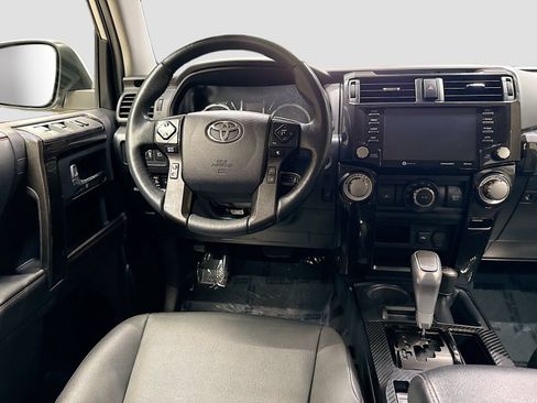 Used 2024 Toyota 4Runner TRD Off-Road Premium AWD/4WD image 24