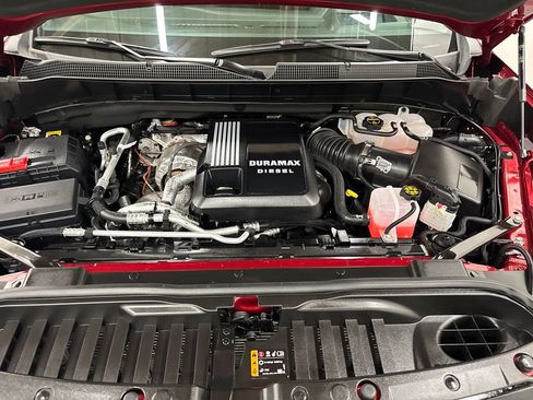 Used 2025 Chevrolet Silverado 1500 High Country image 23