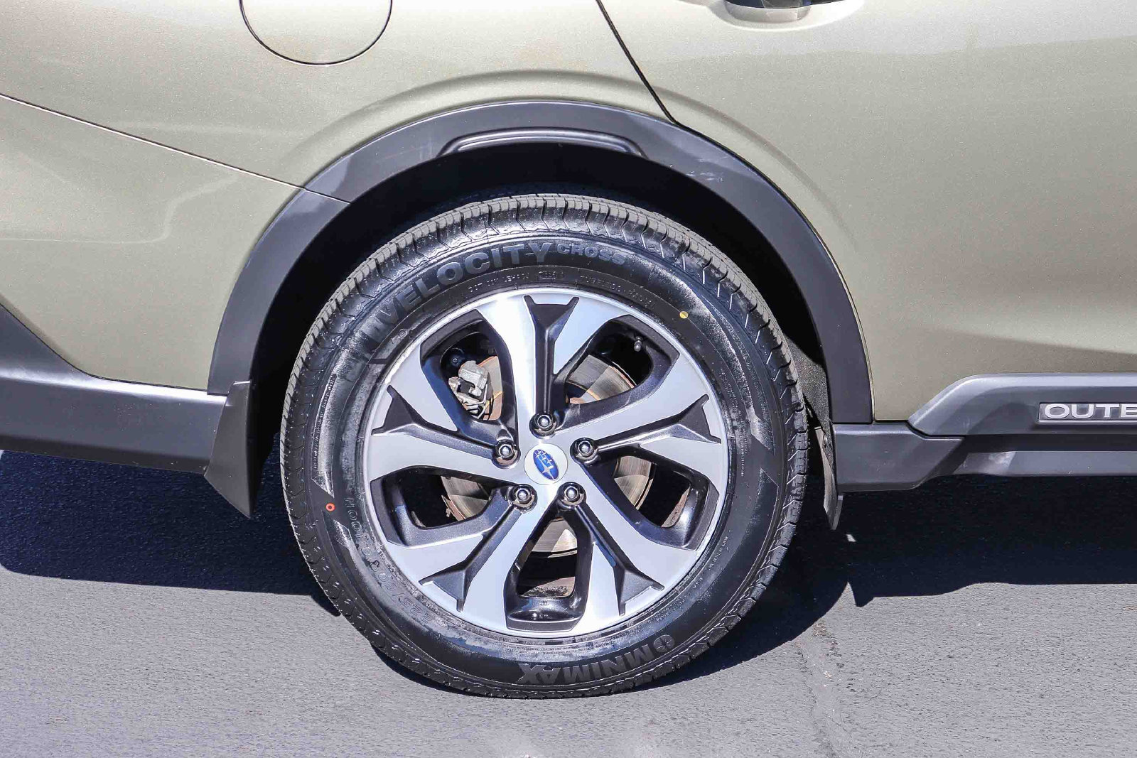 Used 2020 Subaru Outback Limited XT w/ Popular Package #2 AWD/4WD image 9
