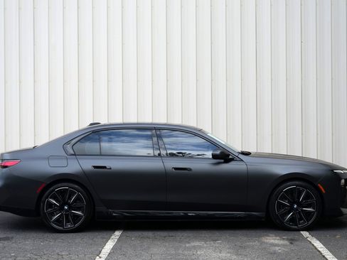 Used 2023 BMW i7 xDrive60 AWD/4WD image 64