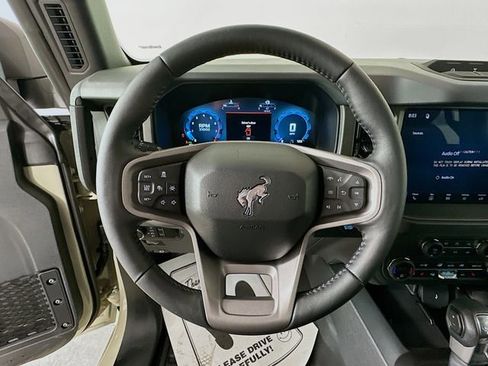 New 2026 Ford Bronco Badlands image 11