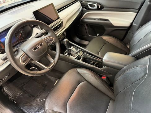Used 2023 Jeep Compass Limited AWD/4WD image 4