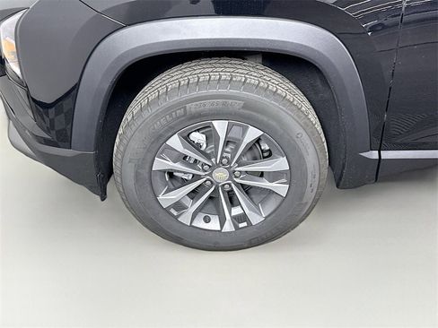 New 2026 Chevrolet Equinox LT w/ Convenience Package II image 24