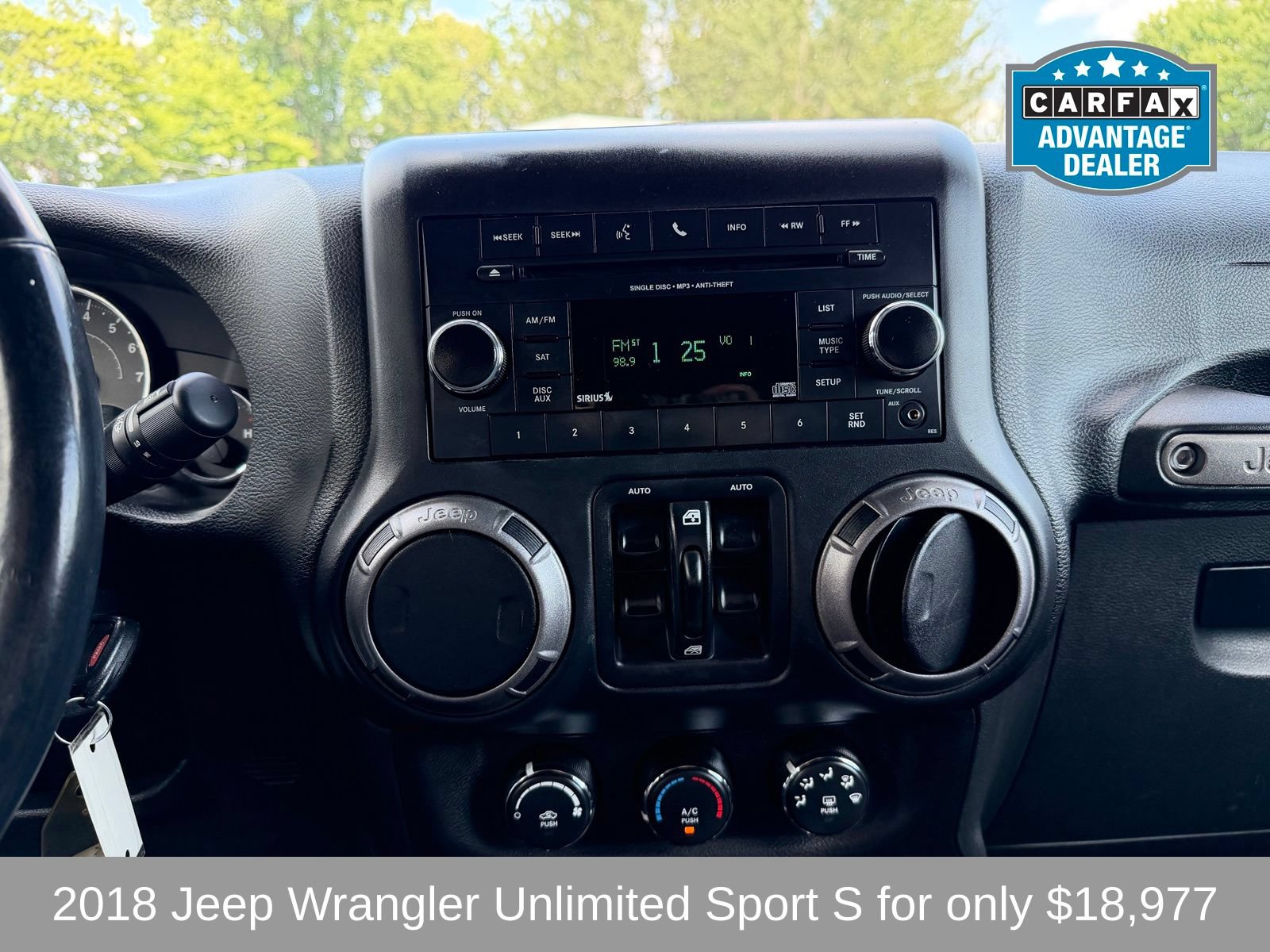 Used 2018 Jeep Wrangler Unlimited Sport S AWD/4WD image 14