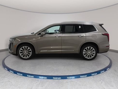 Used 2023 Cadillac XT6 Premium Luxury w/ Technology Package AWD/4WD image 8
