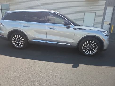 Used 2021 Lincoln Aviator Reserve w/ Equipment Group 201A AWD/4WD image 10