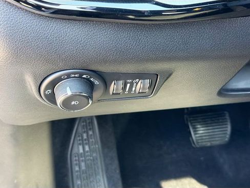 New 2026 Jeep Compass Trailhawk w/ Sun, Sound & Navigation Group AWD/4WD image 11