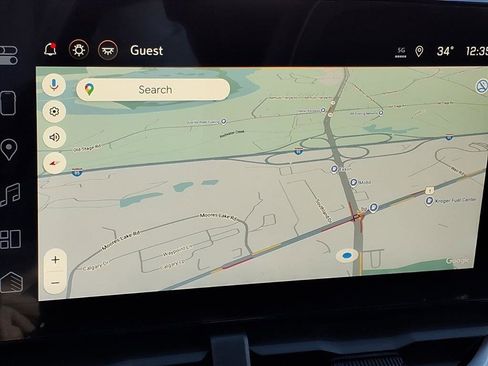 New 2026 Chevrolet Equinox LT w/ Convenience Package II image 16