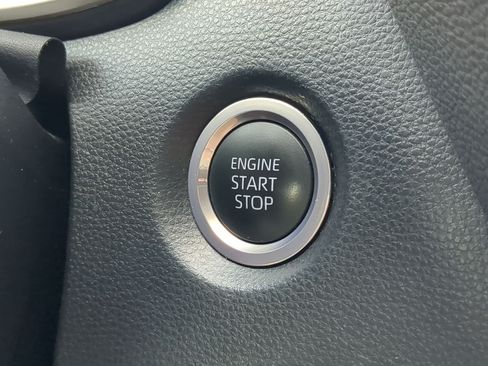 Used 2024 Toyota Corolla XSE FWD image 19