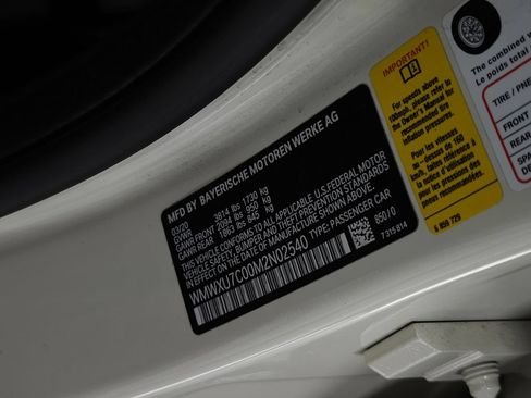 Used 2021 MINI Cooper 4-Door Hardtop FWD image 28
