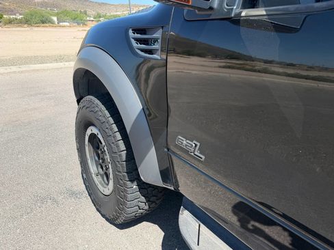 Used 2014 Ford F150 Raptor w/ Equipment Group 801A Luxury AWD/4WD image 10