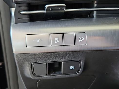 Used 2024 Hyundai Kona SEL AWD/4WD image 14