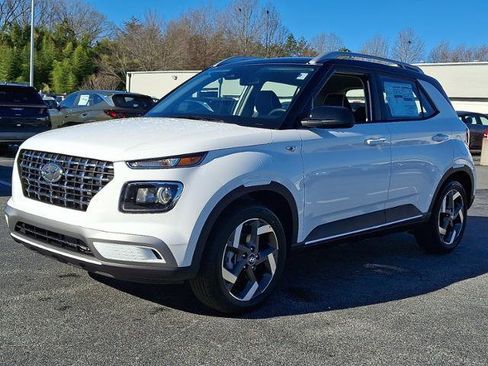 New 2026 Hyundai Venue SEL image 2