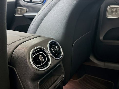 Certified 2024 Mercedes-Benz GLC 300 4MATIC image 28