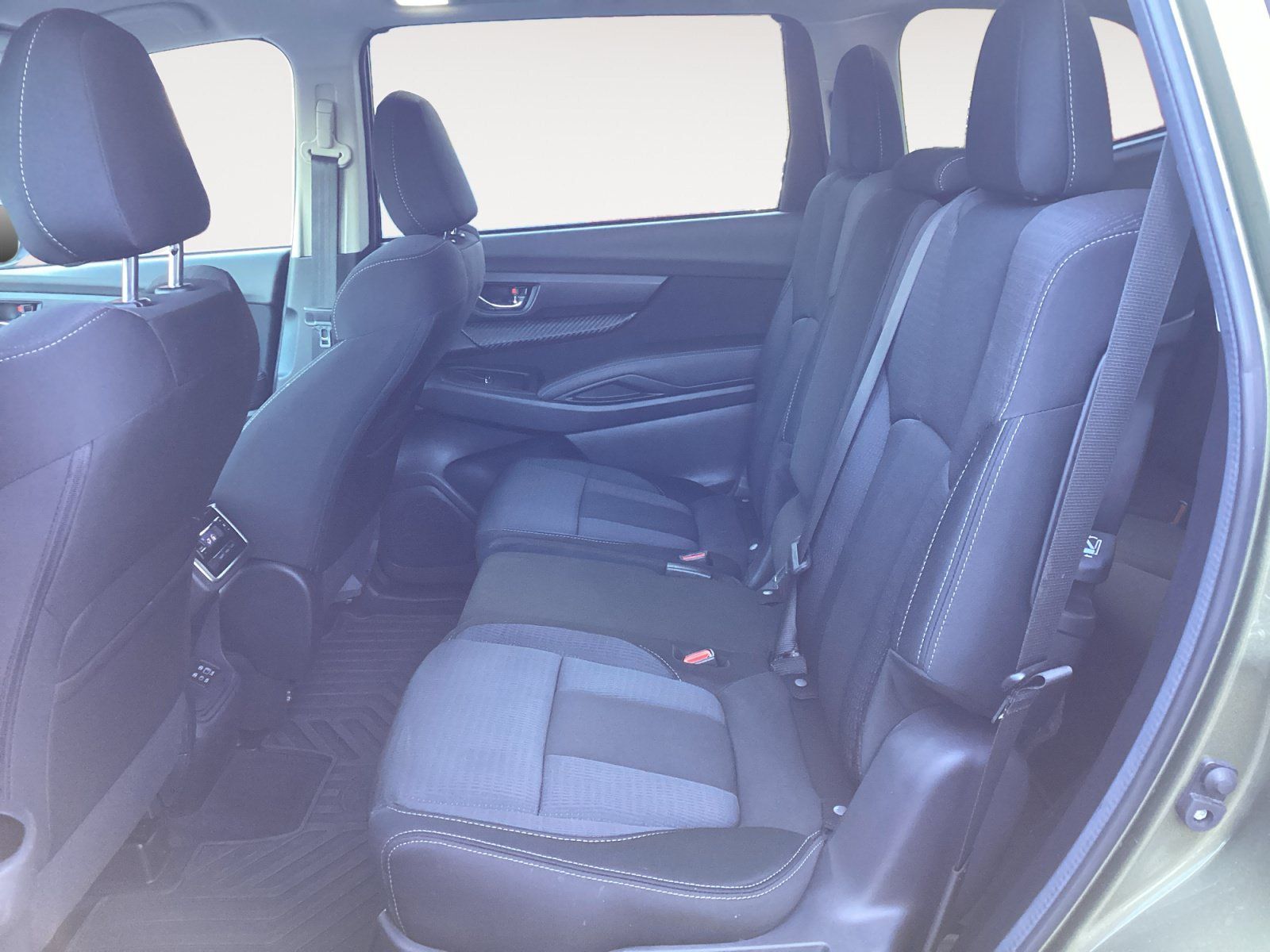 Used 2024 Subaru Ascent Premium AWD/4WD image 13