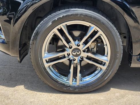 Used 2018 INFINITI QX80 2WD w/ Deluxe Technology Package image 10