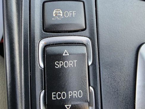 Used 2015 BMW 228i Convertible image 19