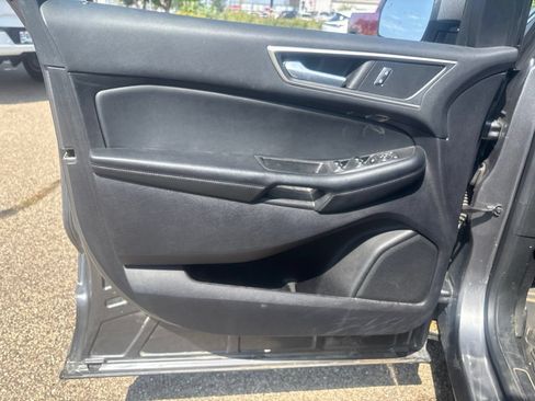 Used 2022 Ford Edge SEL w/ Convenience Package AWD/4WD image 18