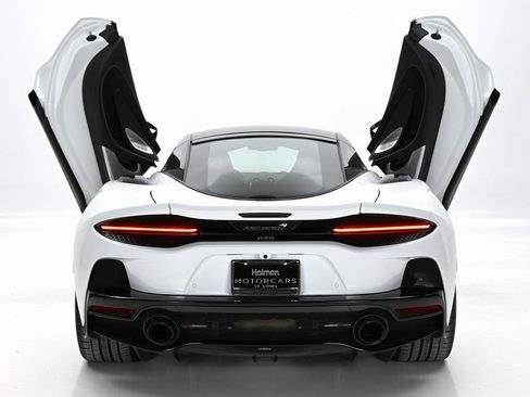Used 2025 McLaren GTS RWD image 9