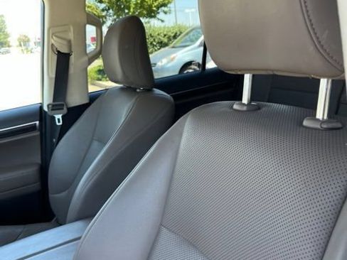 Used 2022 Lexus GX 460 Premium w/ Premium Package AWD/4WD image 13