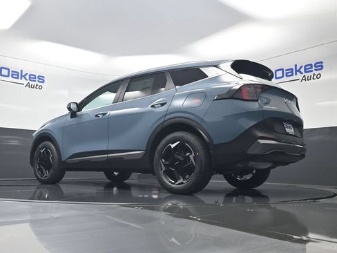 New 2026 Kia Sportage EX AWD/4WD image 43