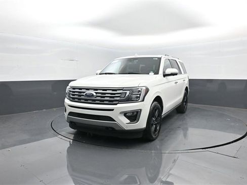 Certified 2021 Ford Expedition Limited image 3