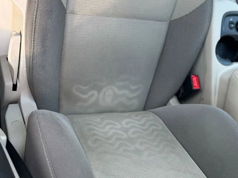 Used 2014 Ford Focus SE w/ SE Winter Package image 14