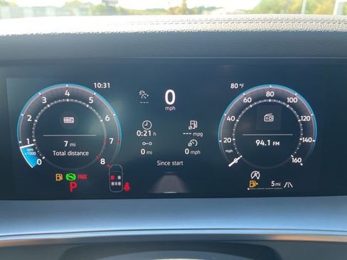 New 2026 Volkswagen Tiguan SE R-Line AWD/4WD image 12