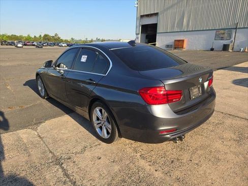 Used 2017 BMW 330i Sedan RWD image 4