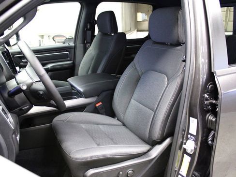 New 2026 RAM 1500 4x4 Crew Cab image 22