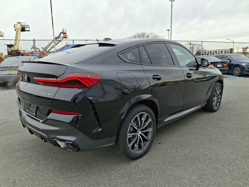 New 2026 BMW X6 xDrive40i image 7