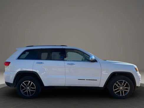 Used 2017 Jeep Grand Cherokee Limited w/ Luxury Group II image 6