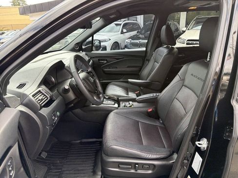 Used 2022 Honda Pilot Black Edition image 43
